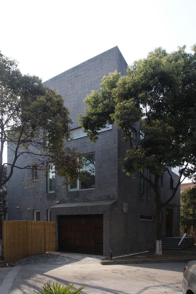 Villa A / QSJW Architects
