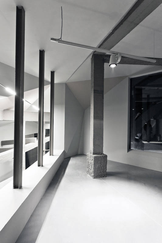 The Metamorphosis of the Great Rock / PLANT – Atelier Peter Kis