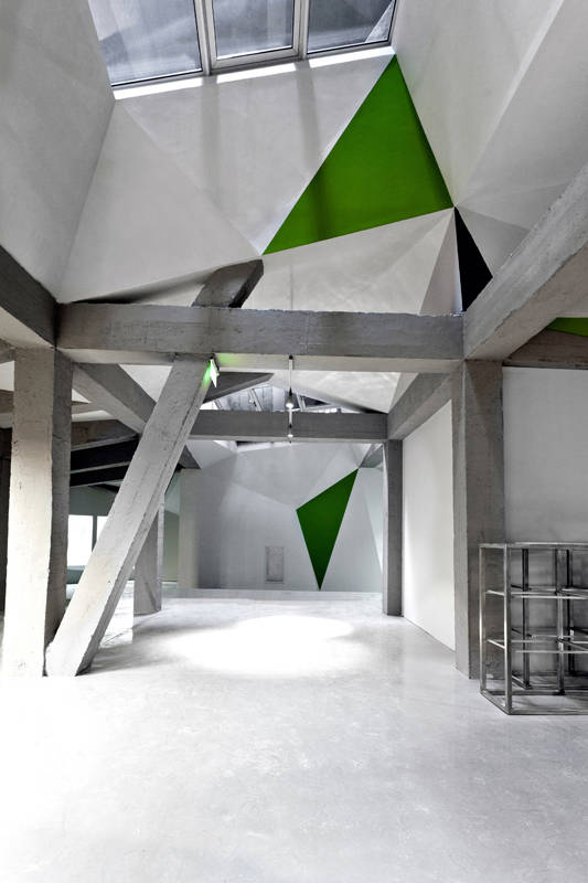 The Metamorphosis of the Great Rock / PLANT – Atelier Peter Kis