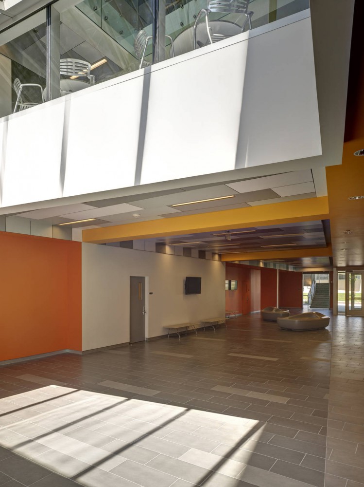 Cunz Hall / JBAD