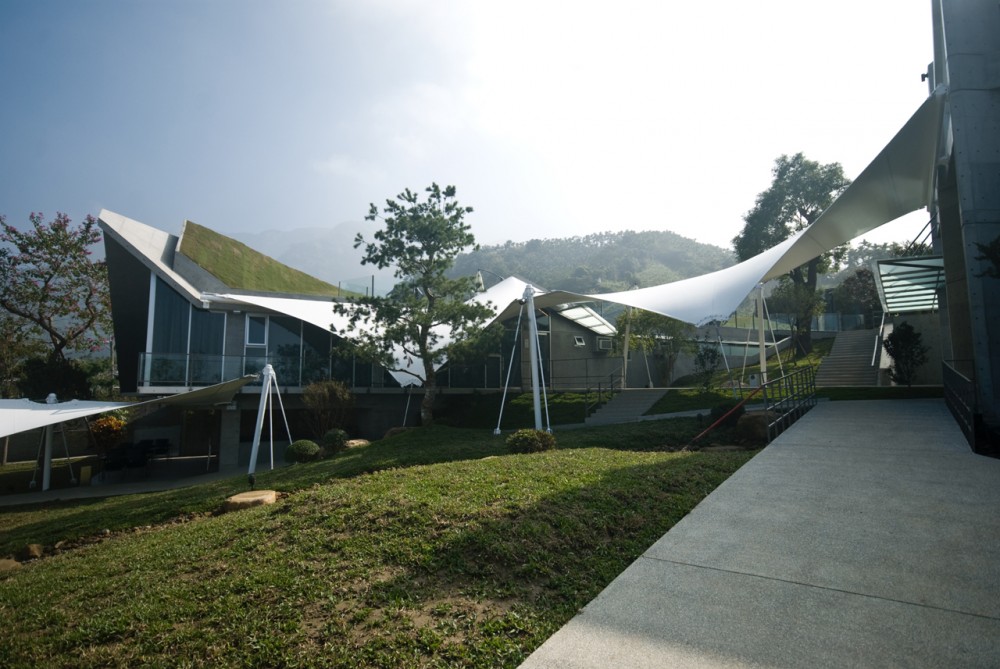 Khokak Panoram Resort / FCHY Architect Lab, C2H3.ch