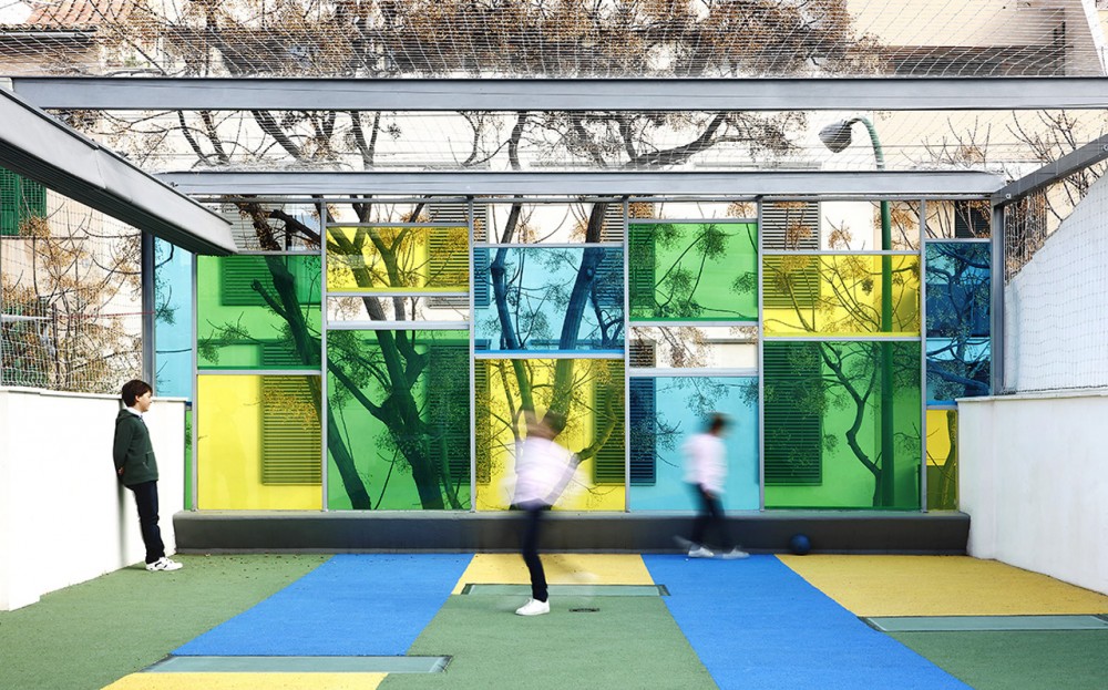 Chromatic Play / Juana Canet Arquitectos