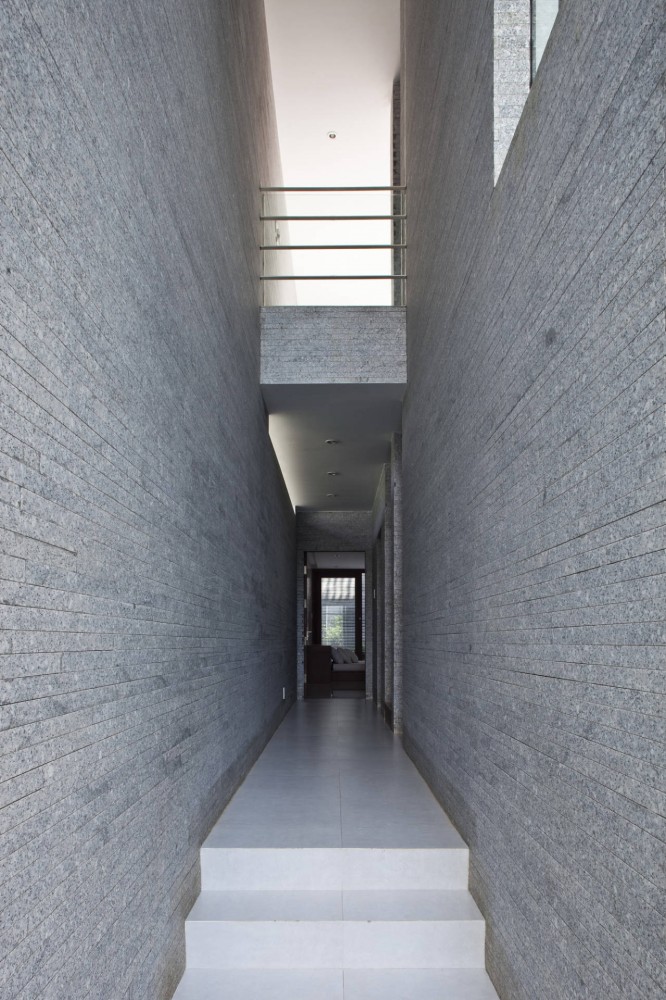 Gia Lai House / Vo Trong Nghia Architects