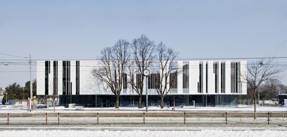 B&F Wien Headquarters / Delugan Meissl