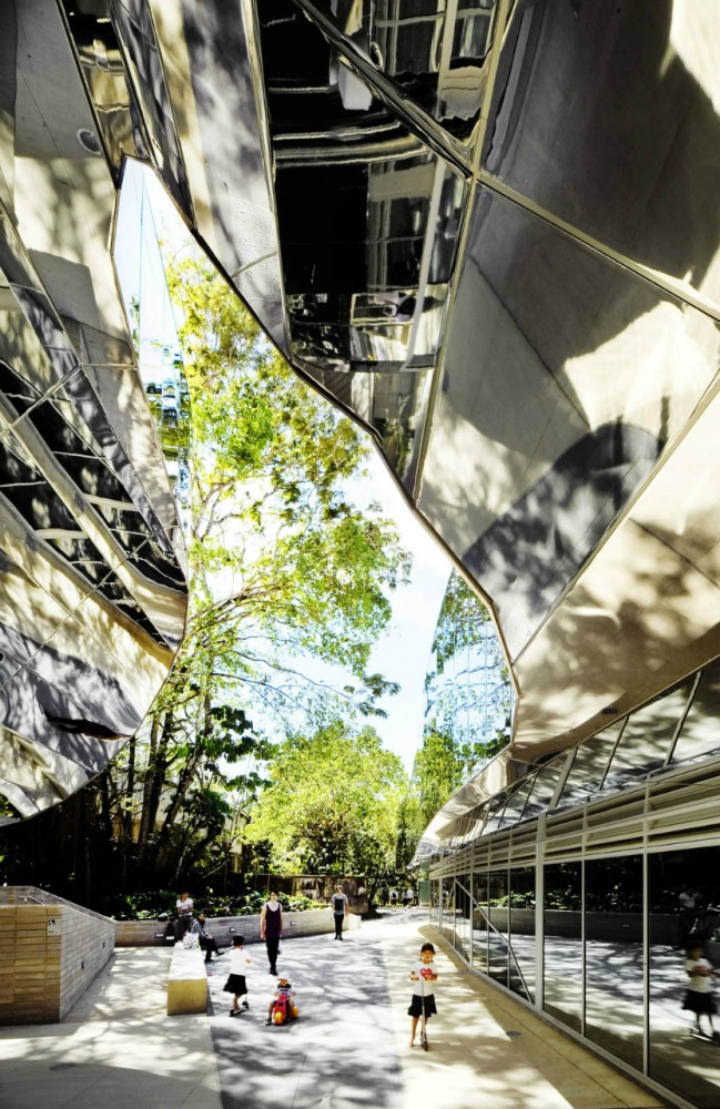 Cairns Botanic Gardens Visitors Centre / Charles Wright Architects