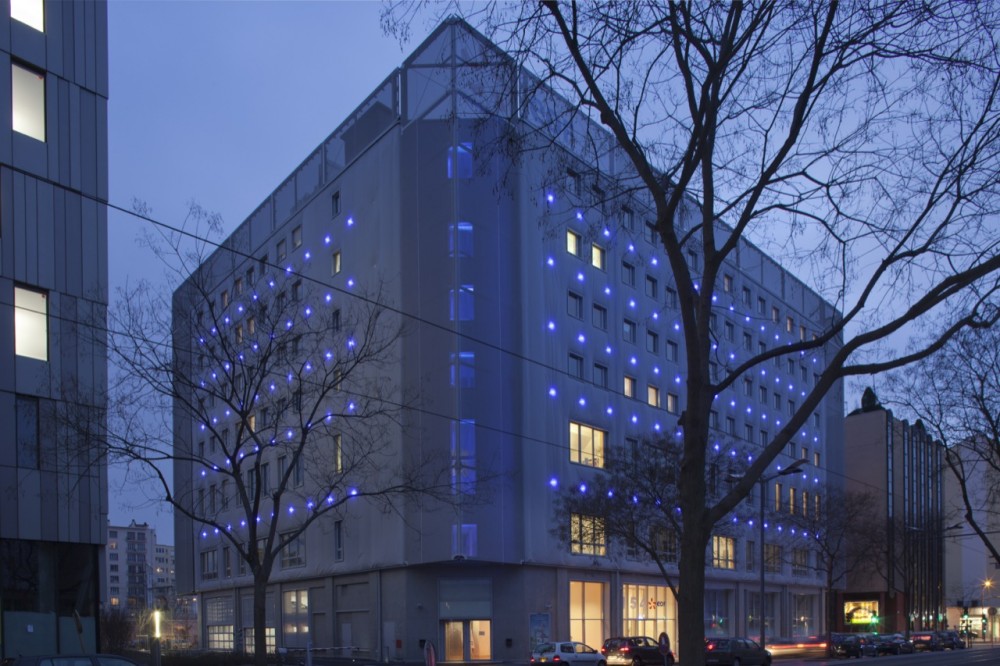 Office Building in Lyon / Jean-Paul Viguier Architecture