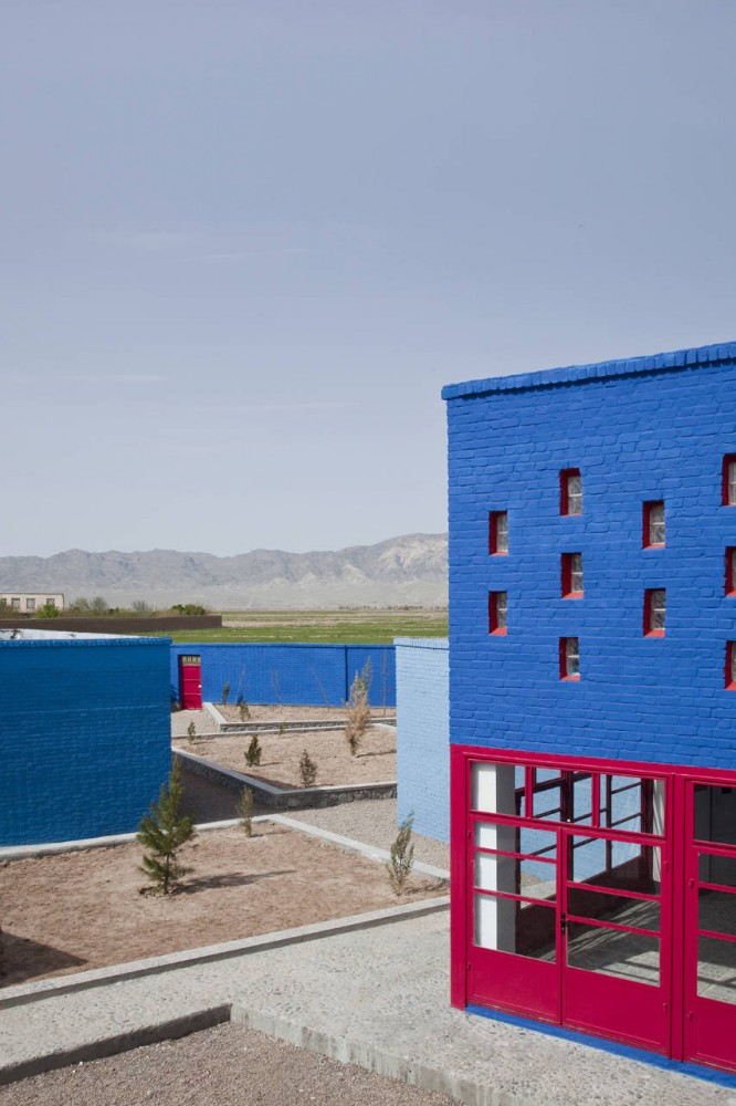 Maria Grazia Cutuli Primary School / 2A+P/A + IaN+ + MaO
