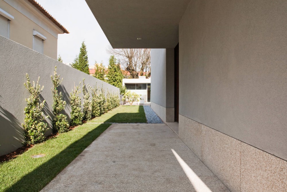 House F+M / João Rapagão Arquitecto