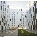 Housing Units in Salburúa / Roberto Ercilla Arquitectura © Pedro Pegenaute