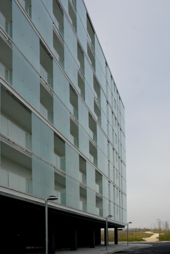 Housing Units in Salburúa / Roberto Ercilla Arquitectura