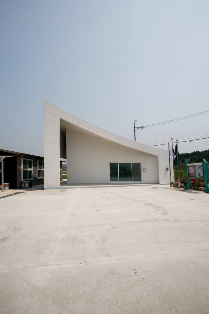 Roof 3 / Hyunjoon Yoo Architects