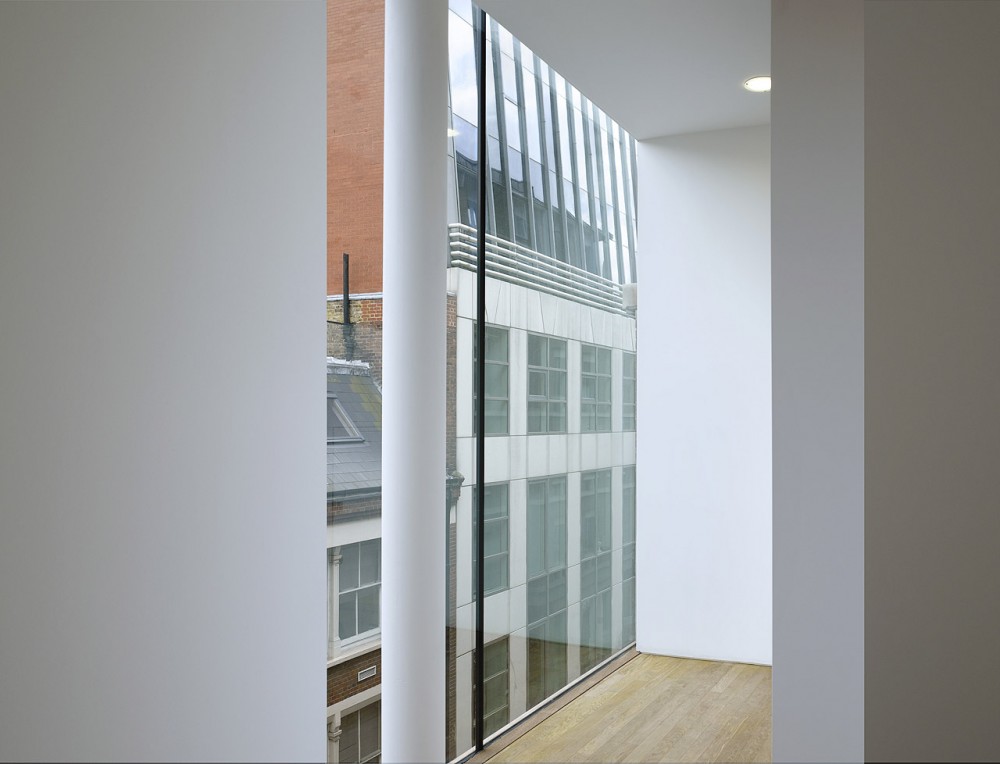 Photographers Gallery / O’Donnell + Tuomey Architects