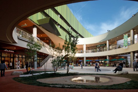 Hashimoto Konoha Mall / Jerde