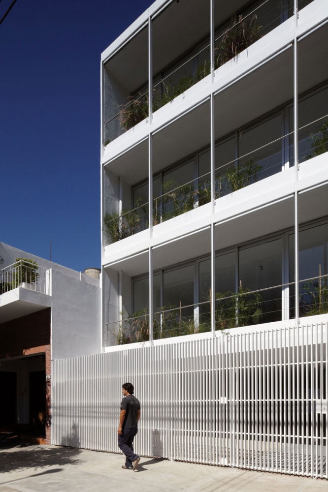 Once Building / Adamo-Faiden