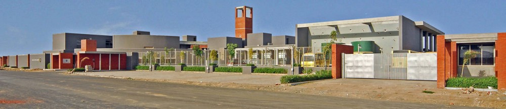 Adani Vidyamandir / Apurva Amin Architects