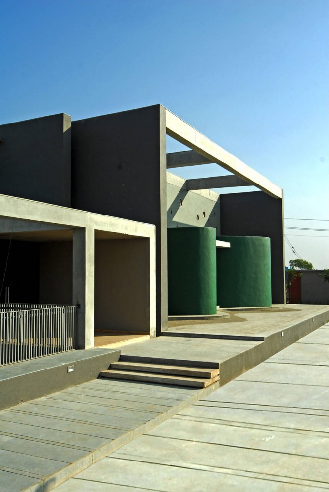 Adani Vidyamandir / Apurva Amin Architects