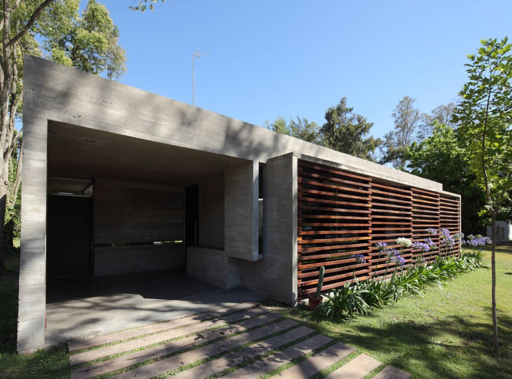 BA House / BAK Arquitectos