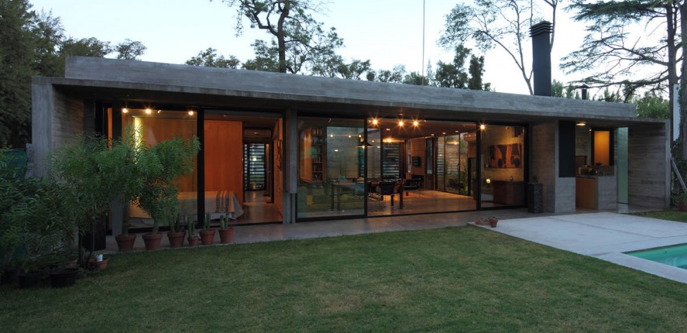 BA House / BAK Arquitectos