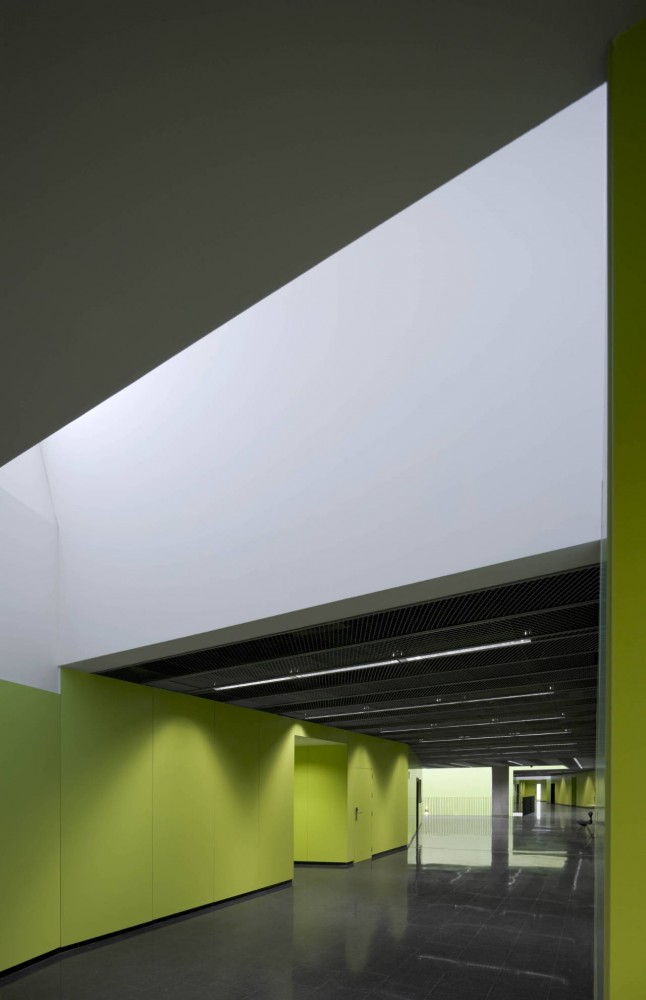University Campus In Tortosa / Ravetllat-Ribas + Josep Ferrando