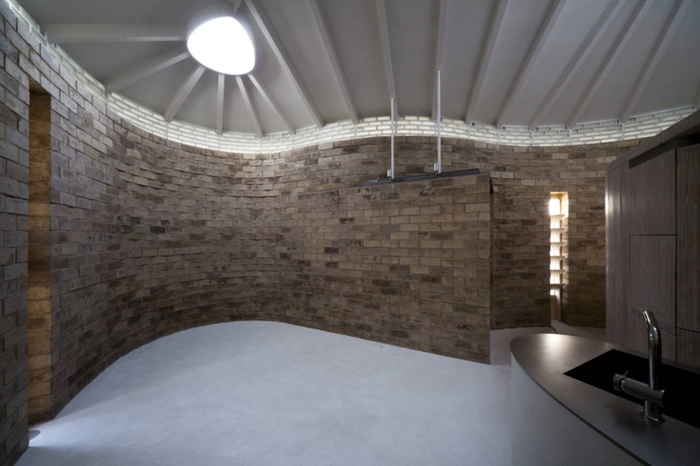 Earth Bricks / Atelier Tekuto