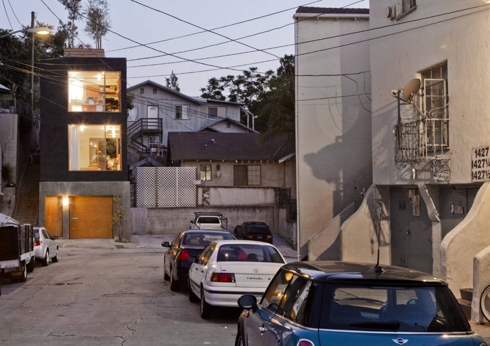 Eels Nest / Anonymous Architects