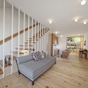 Eels Nest / Anonymous Architects Eels Nest / Anonymous Architects © Steve King