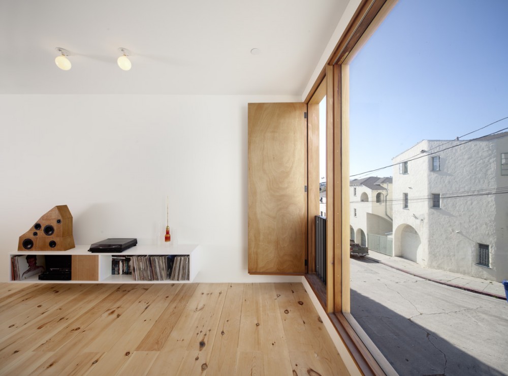 Eels Nest / Anonymous Architects
