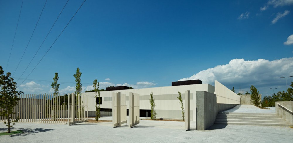 Kindergarden, Primary and Secondary School “Les Vinyes” / MMDM Arquitectes S.C.P.