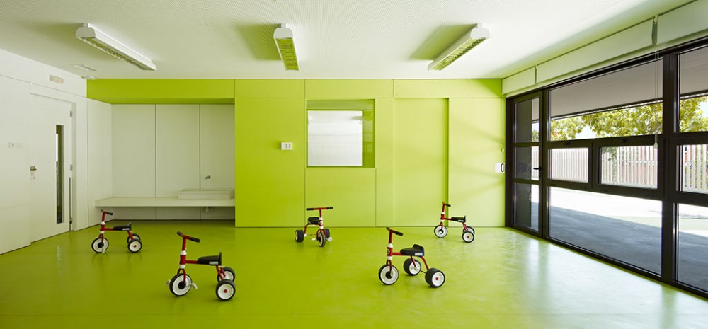 Kindergarden, Primary and Secondary School “Les Vinyes” / MMDM Arquitectes S.C.P.