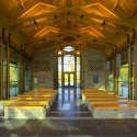 Semper Fidelis Memorial Chapel / Fentress Architects Semper Fidelis Memorial Chapel / Fentress Architects © Ken Paul