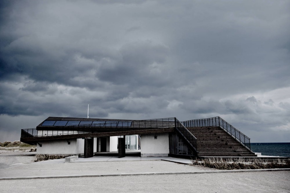 Cold Hawaii / Force4 Architects