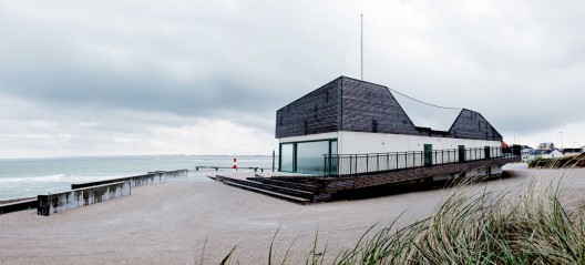 Cold Hawaii / Force4 Architects