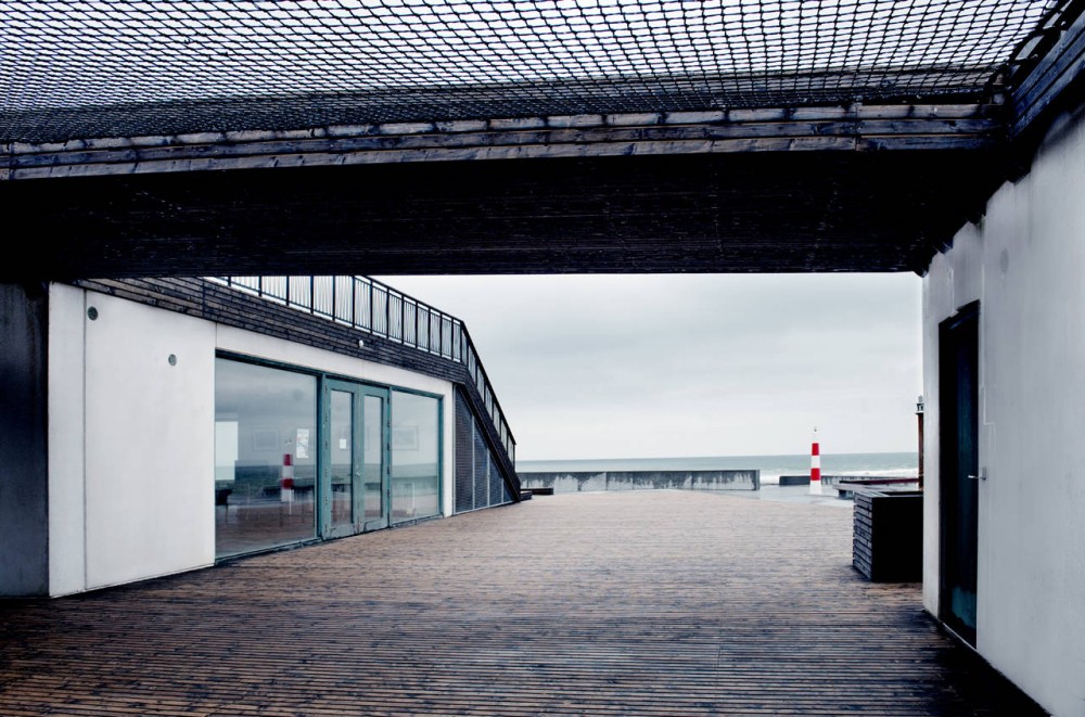 Cold Hawaii / Force4 Architects