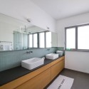 House R / Sharon Neuman Architects House R / Sharon Neuman Architects © Amit Gosher