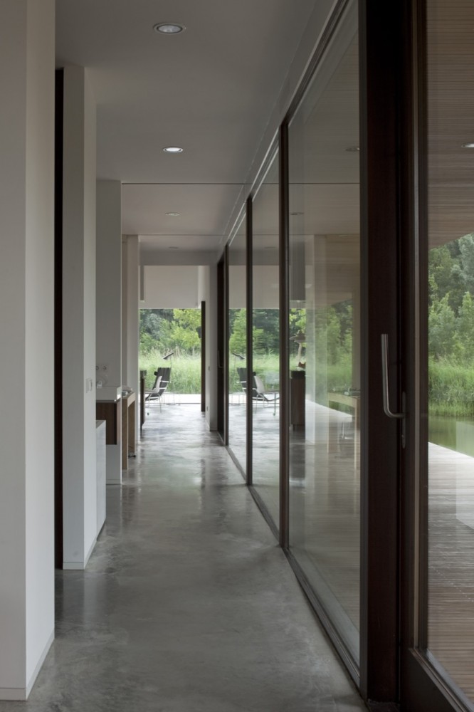 Villa Frenay / 70F architecture
