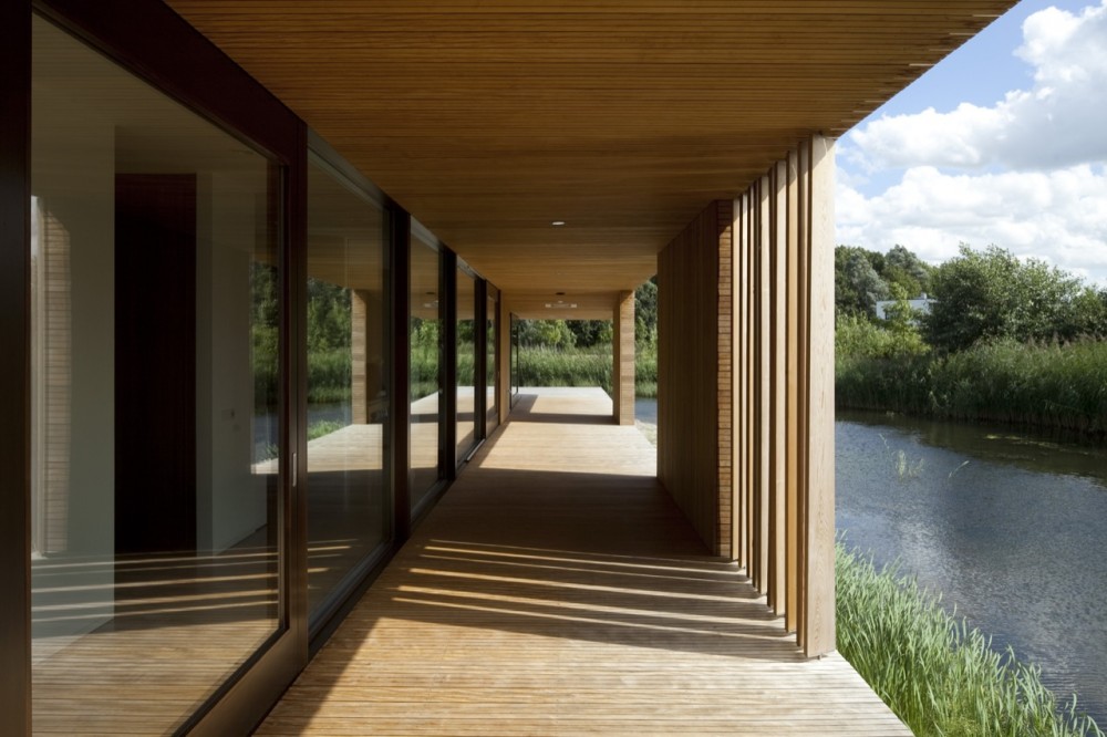 Villa Frenay / 70F architecture