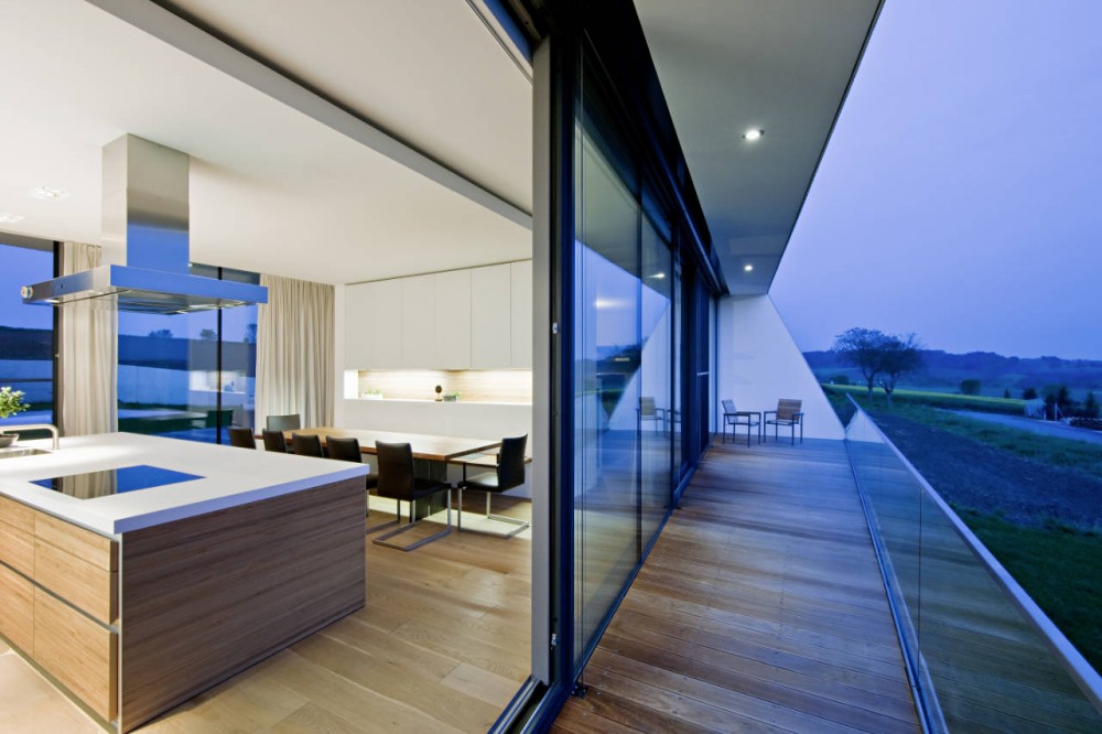 L House / Architects Collective
