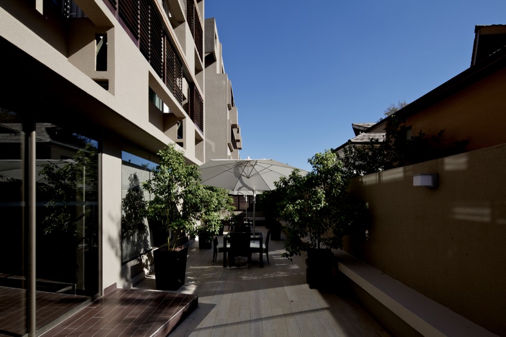 Los Españoles Hotel / Gonzalo Mardones Viviani