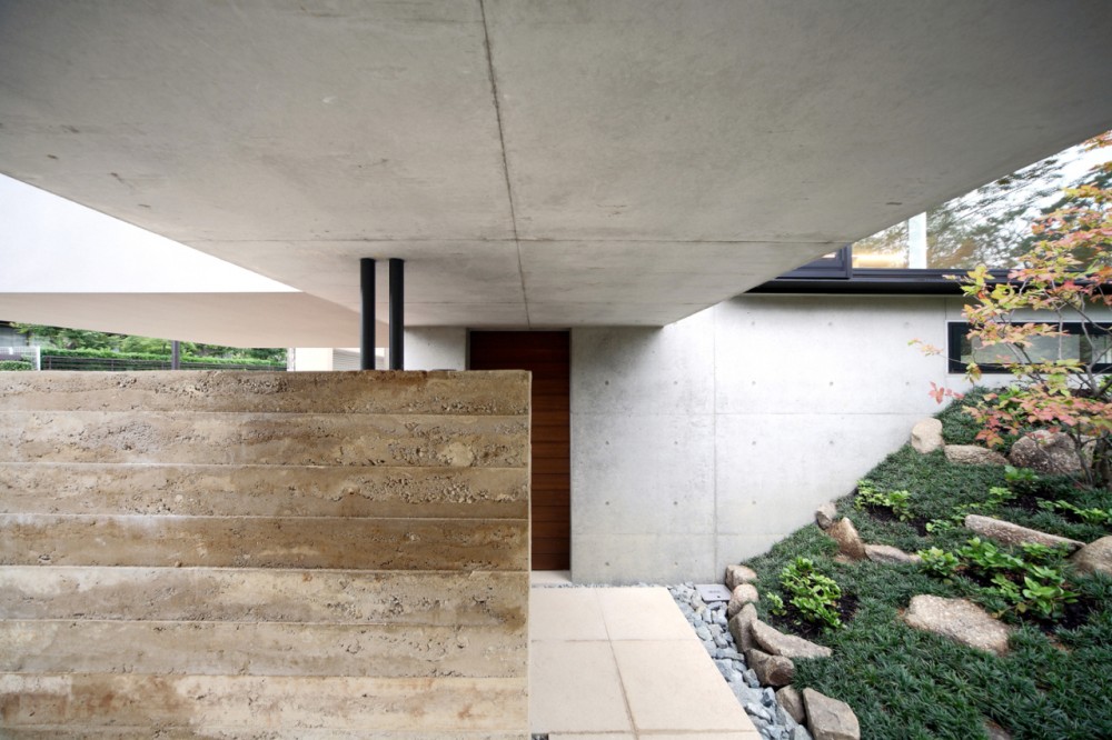 House in Senri / Shogo Iwata