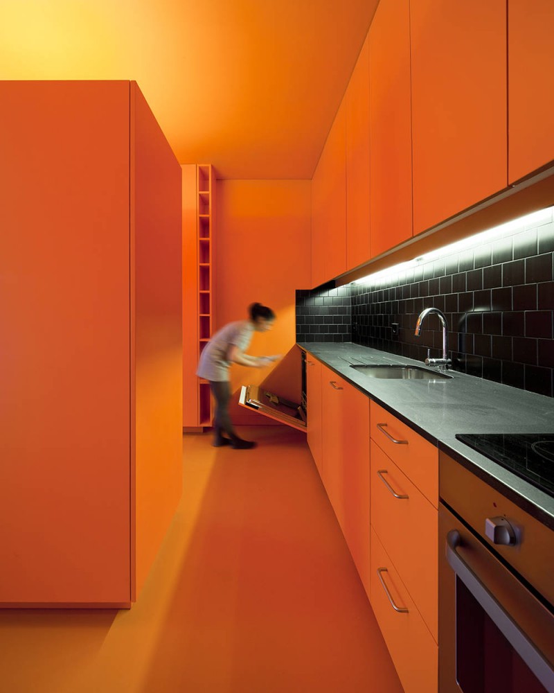 4 Najuda / Atelier Base