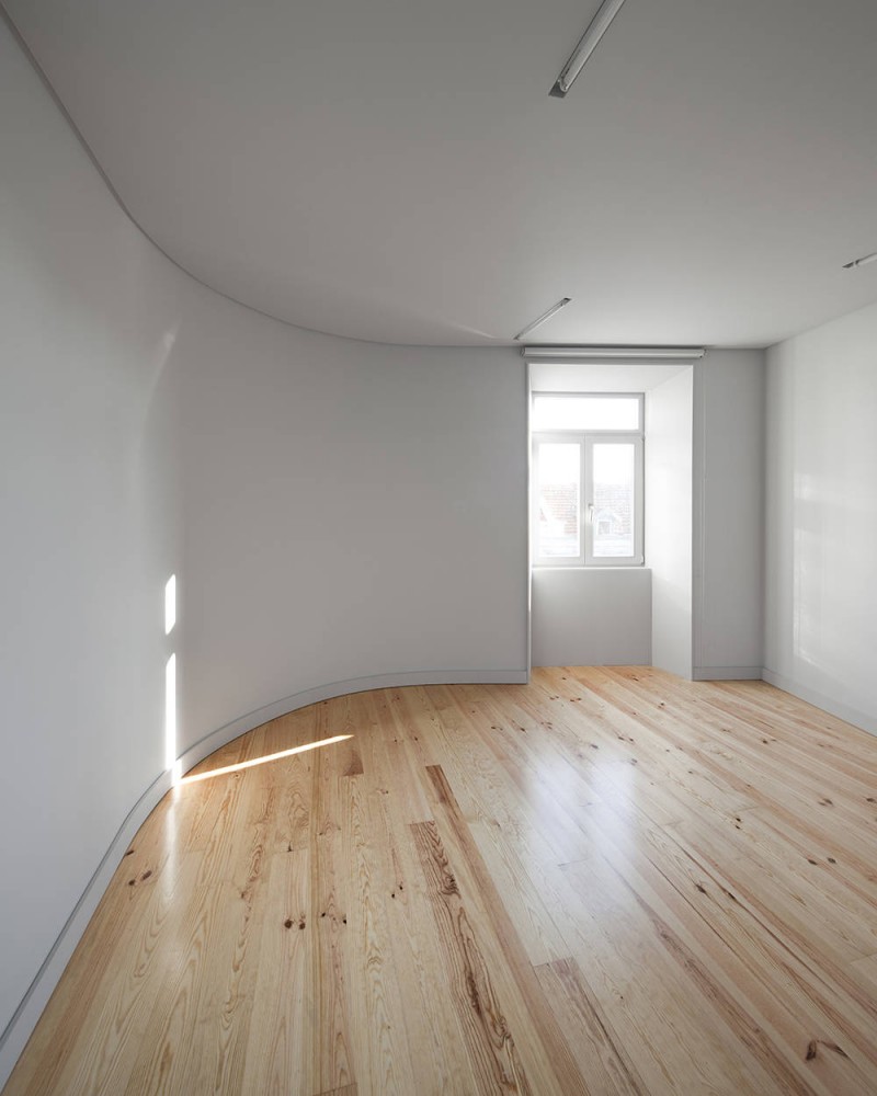 4 Najuda / Atelier Base