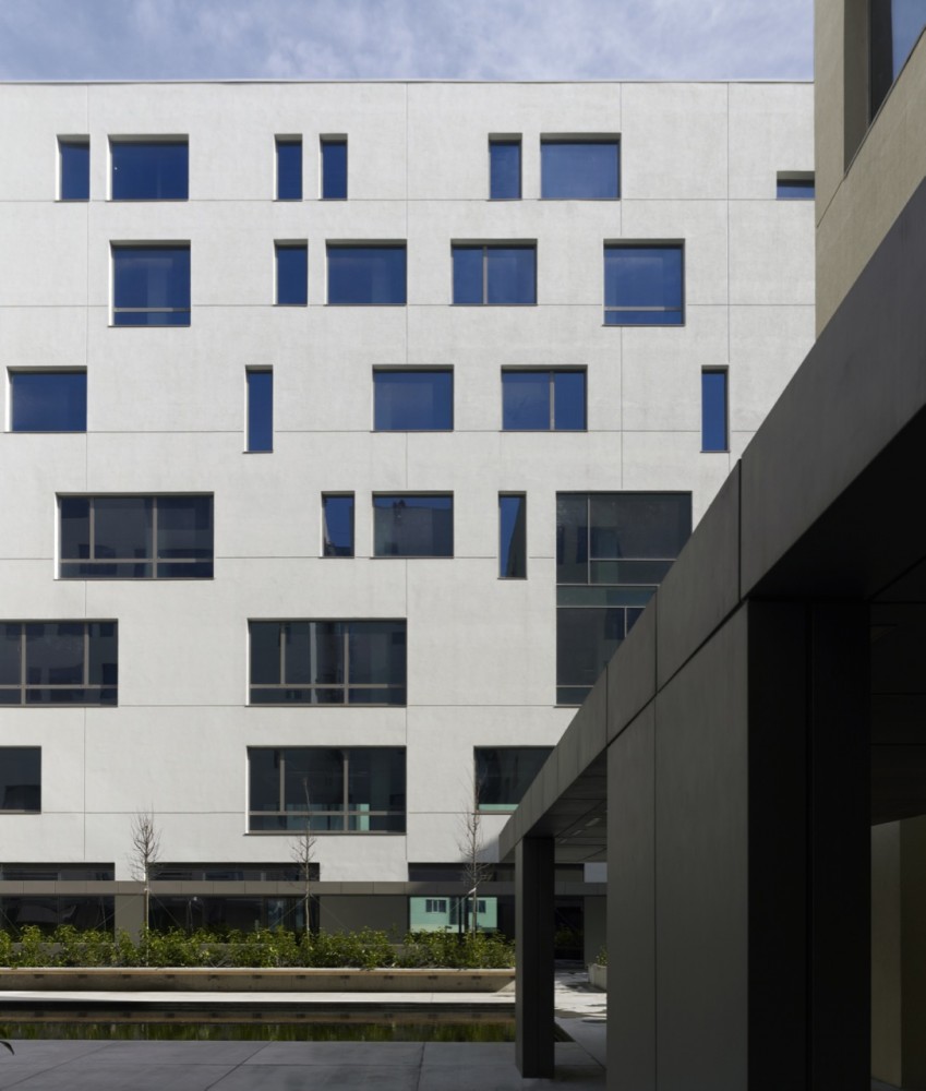 Tekfen Kagithane Ofispark / Emre Arolat Architects