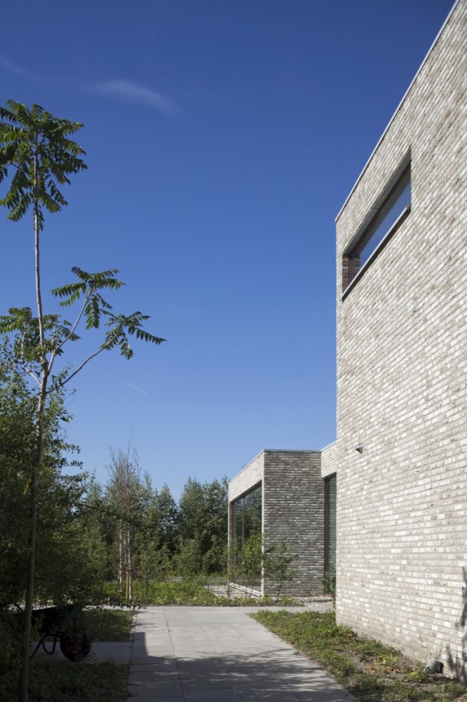 Villa Hendrikx / 70F Architecture