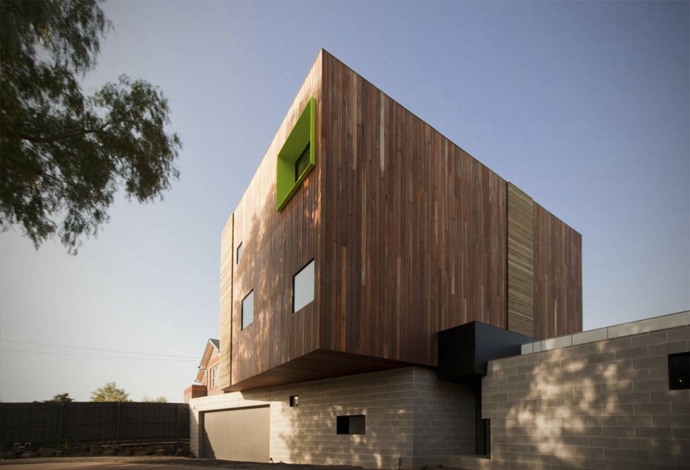 Hans House / M.O.D.O