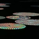 Impresionantes Bruce Munro Instalaciones LED iluminan los jardines de Longwood (19) Impresionantes Bruce Munro Instalaciones LED iluminan los jardines de Longwood (19) Cortesía de Bruce Munro
