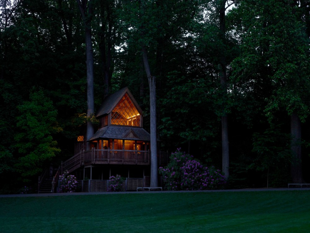 Bruce Munro’s stunning LED Installations light up Longwood Gardens