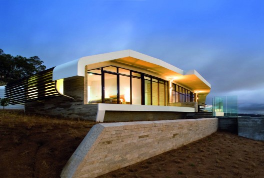 The Avenel House / Paul Morgan Architects