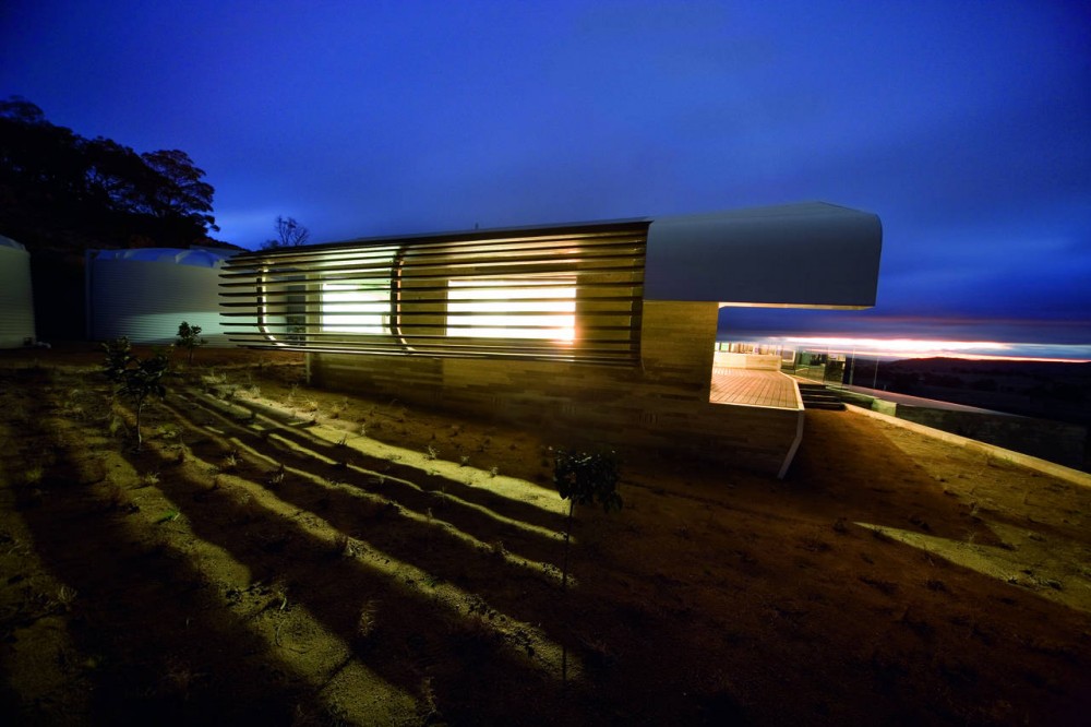 The Avenel House / Paul Morgan Architects