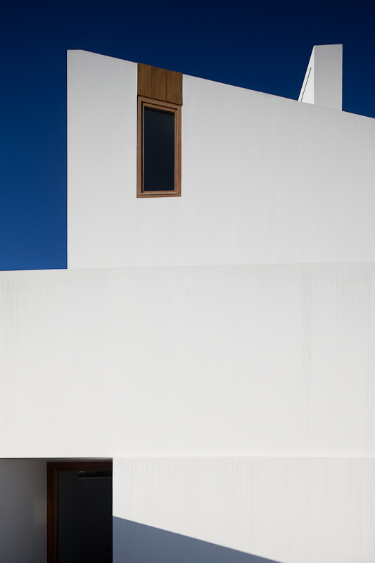 House in Mexilhoeira-Grande / Marco Arraiolos