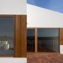 House in Mexilhoeira-Grande / Marco Arraiolos House in Mexilhoeira-Grande / Marco Arraiolos © João Morgado